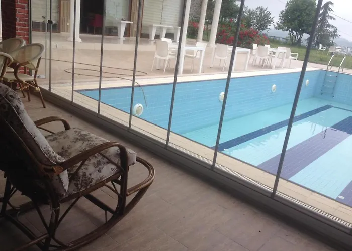 Villa Manzarali Havuzlu