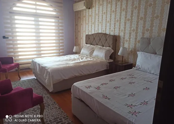 Manzarali Havuzlu Villa *