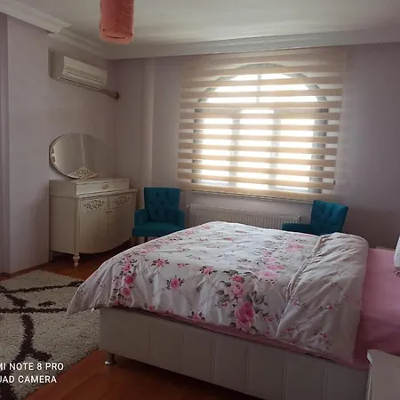 Villa Manzaralı Havuzlu