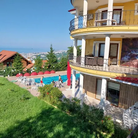 Villa Manzarali Havuzlu Trabzon
