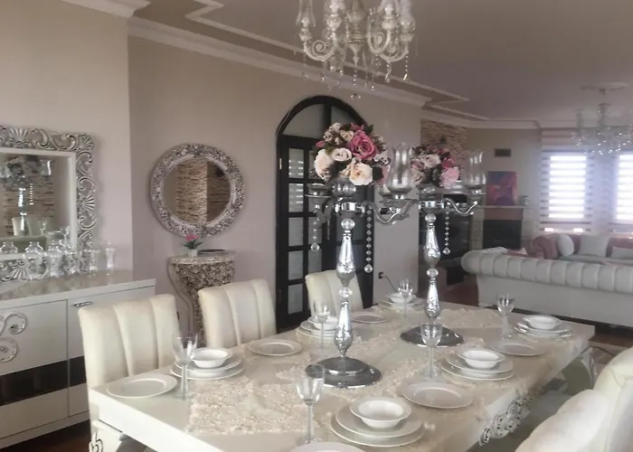 Manzarali Havuzlu Trabzon