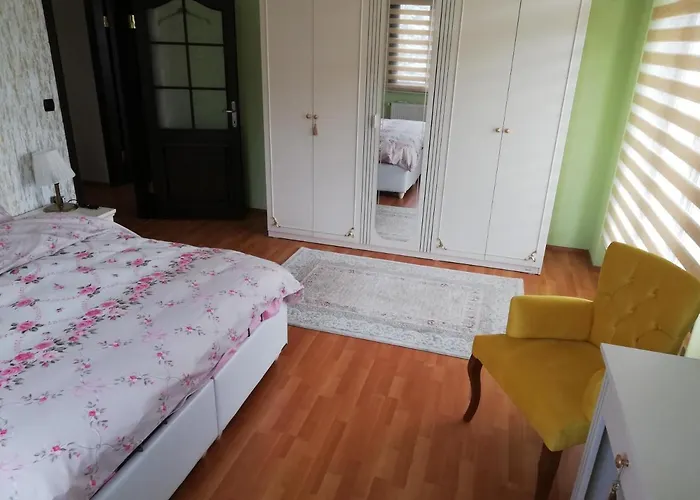 Manzarali Havuzlu Trabzon