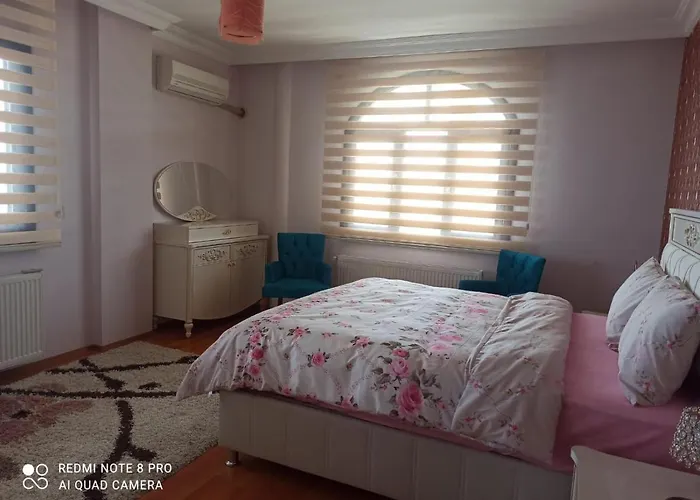 Villa Manzarali Havuzlu