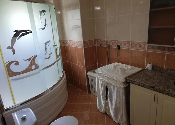 Manzarali Havuzlu Trabzon